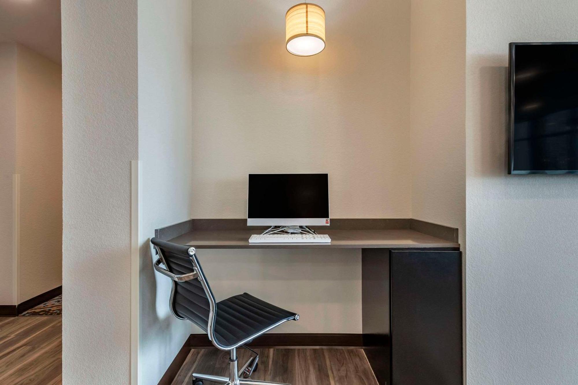 Sleep Inn & Suites Milwaukee-Franklin Franklin  ภายนอก รูปภาพ